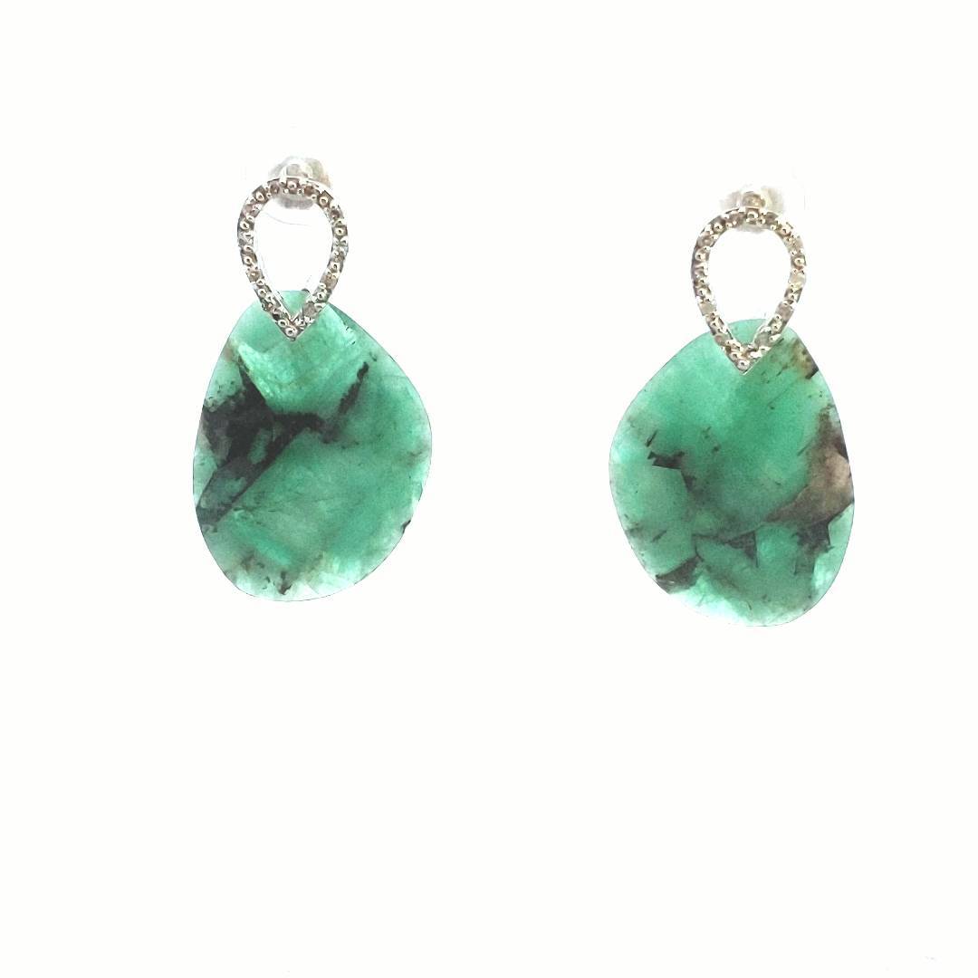Estate $400 10K WhiteGold Diamond & Faceted Emerald Earrings